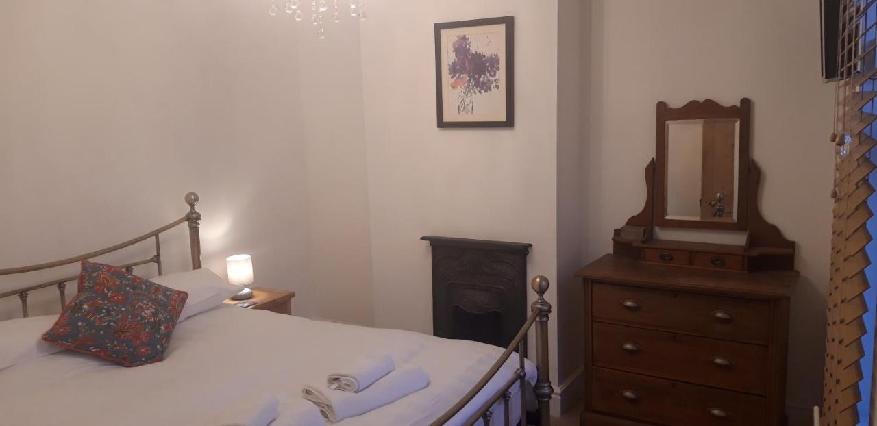 Bodhi Tree Cottage - Grove Road Cottages Стретфорд-на-Ейвоні Екстер'єр фото