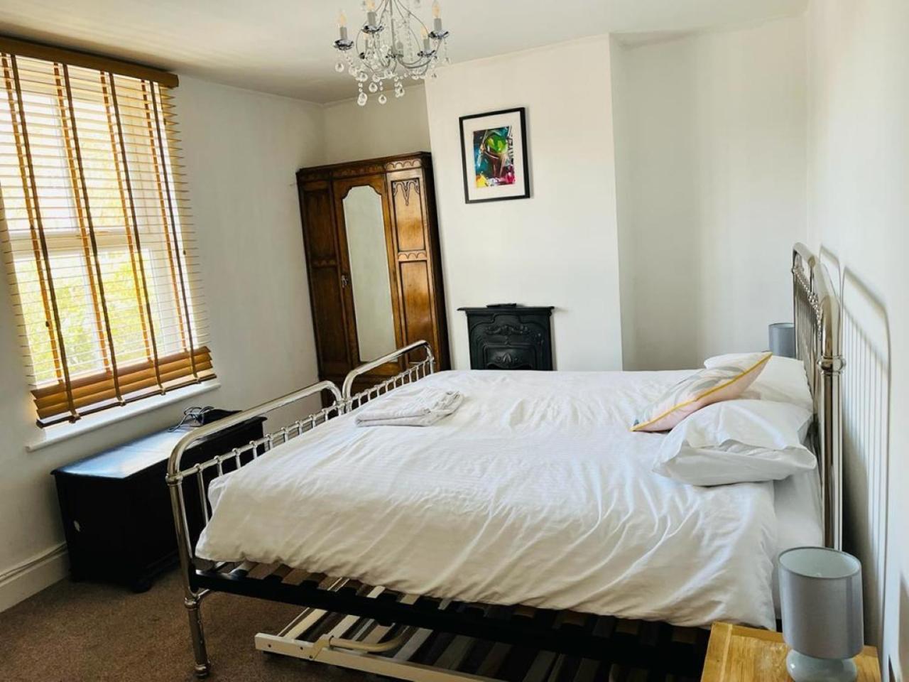 Bodhi Tree Cottage - Grove Road Cottages Стретфорд-на-Ейвоні Екстер'єр фото